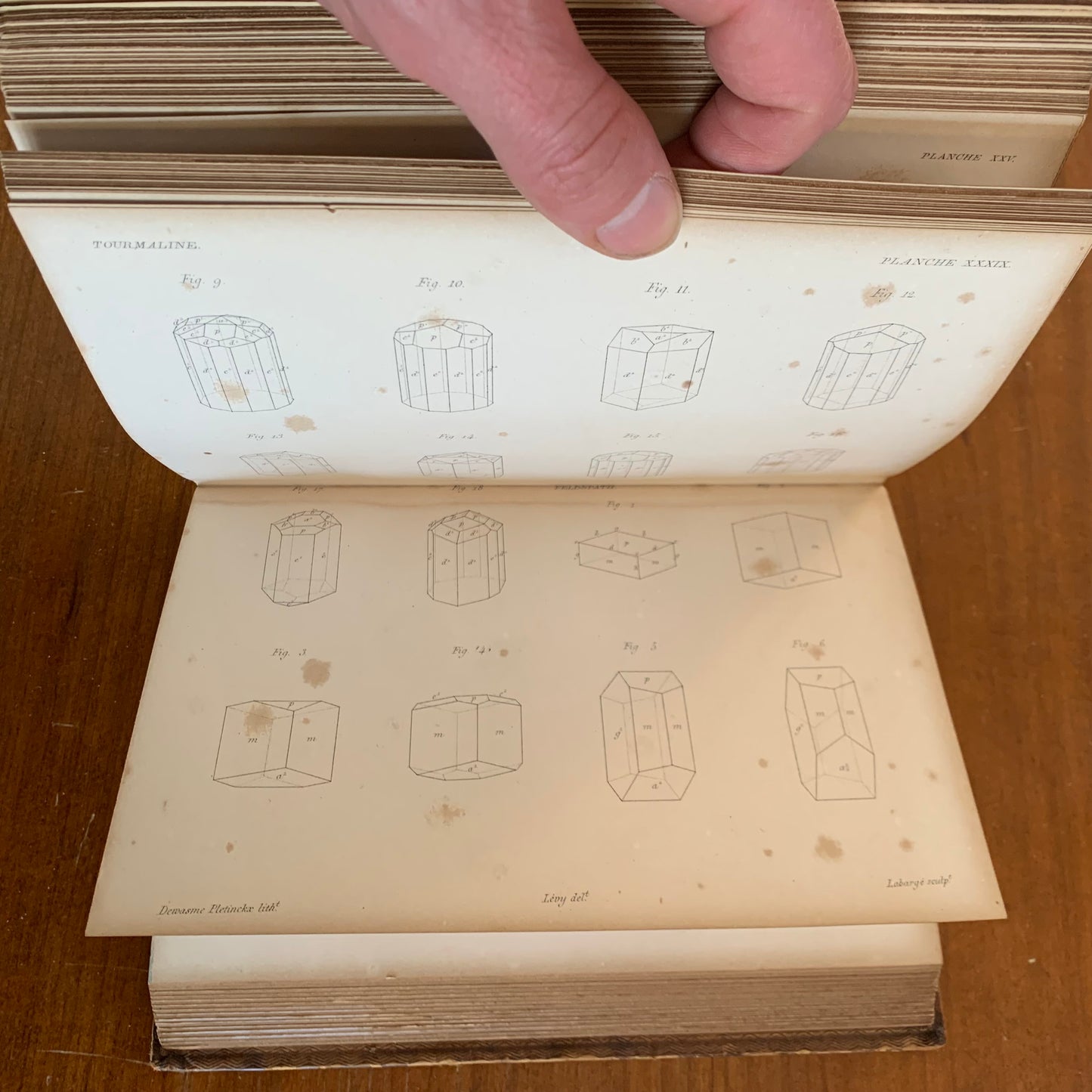 1837 Atlas to description d'une collection de minéraux, formée par m. Henri Heuland by Armand Levy