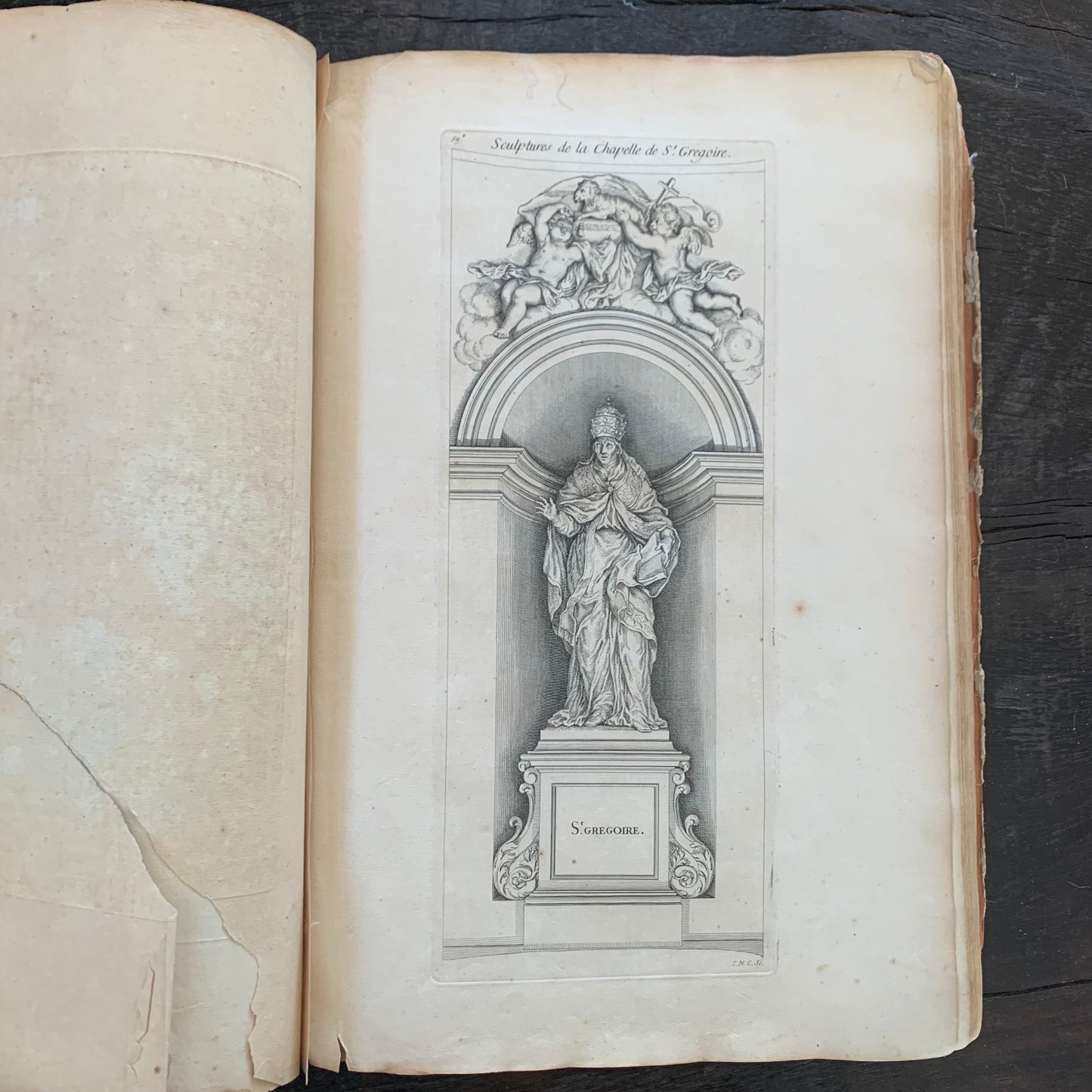 1700s Description historique de l'Hôtel royal des invalides by Pérau M. l'abbé.