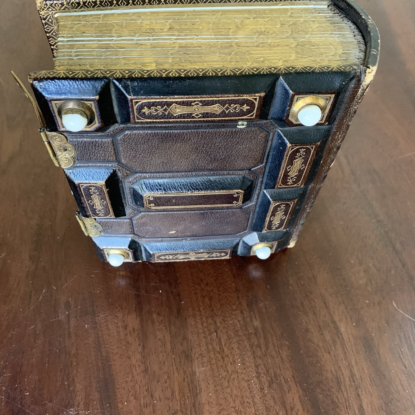 Civil War Era Photograph Album / Lincoln Sheridan Grant CDV O-93 Altemus Leather