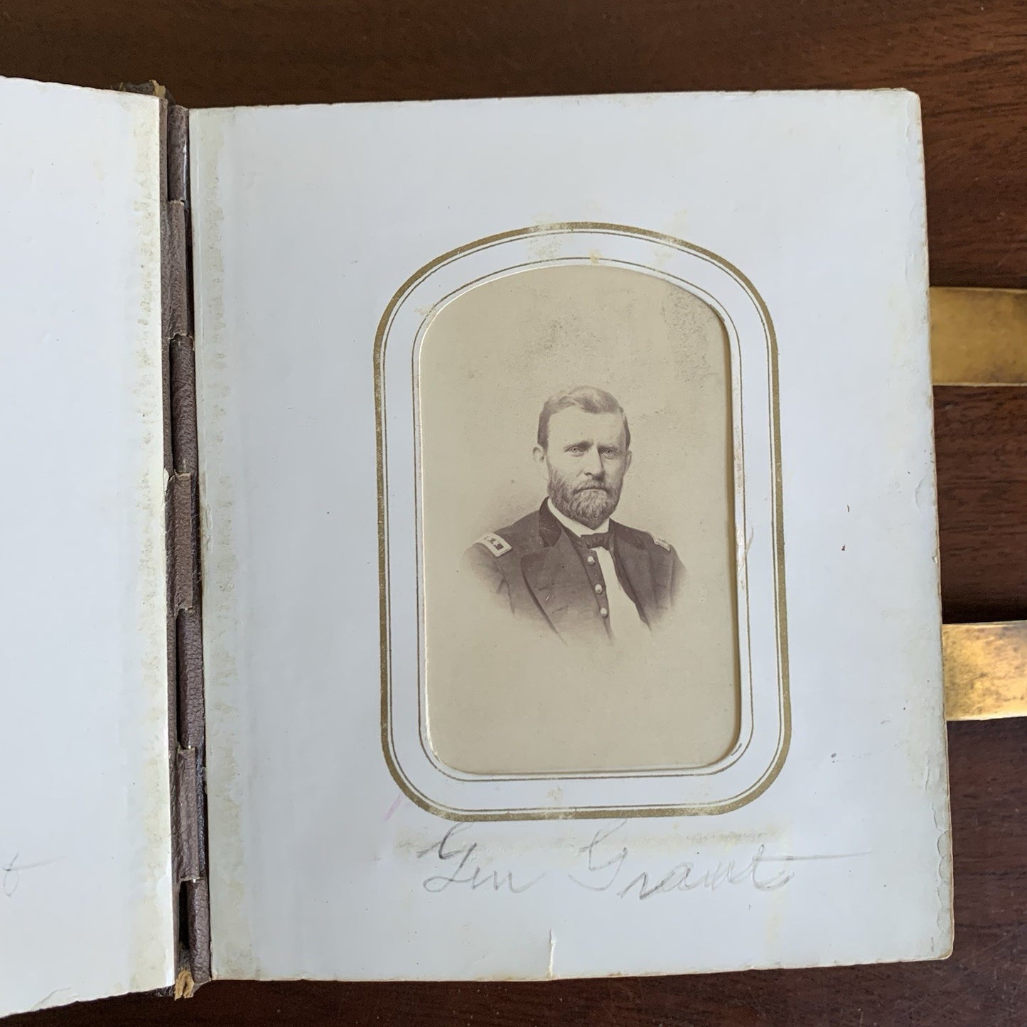 Civil War Era Photograph Album / Lincoln Sheridan Grant CDV O-93 Altemus Leather