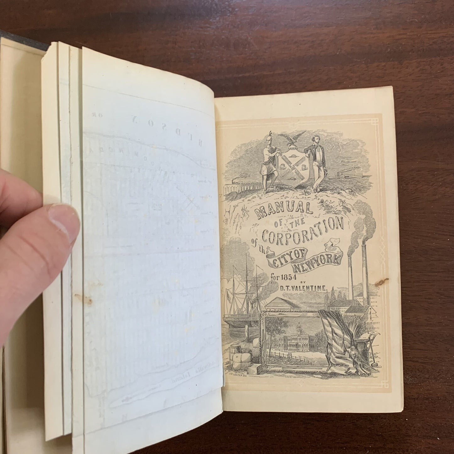 1854 Manual of the Corporation of the City of New York D.T. Valentine Maps
